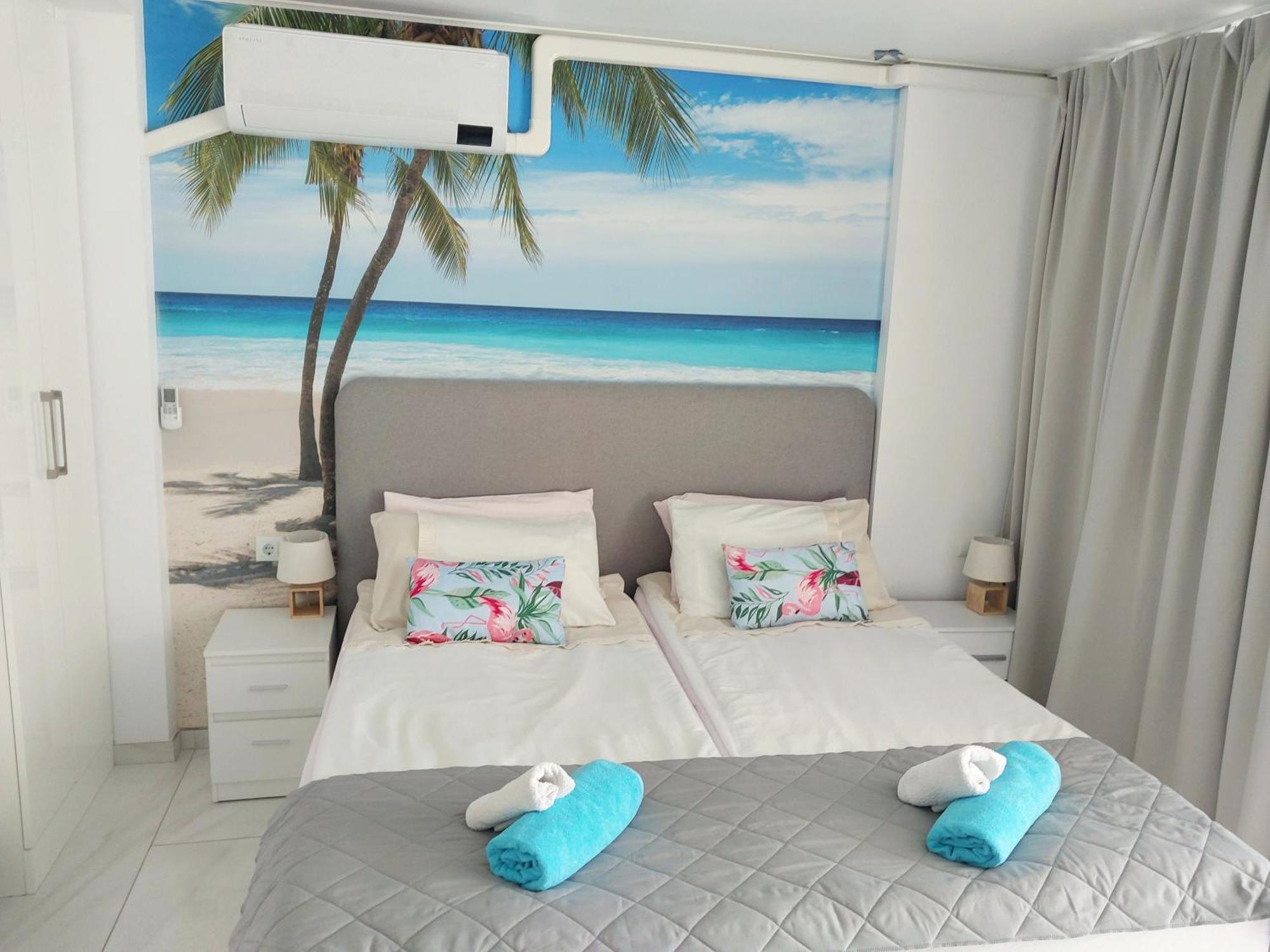 Under The Palm Apartment Playa de las Americas  Ngoại thất bức ảnh